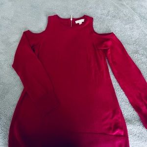 Michael Kors cold shoulder long sleeve Tee‎ size M